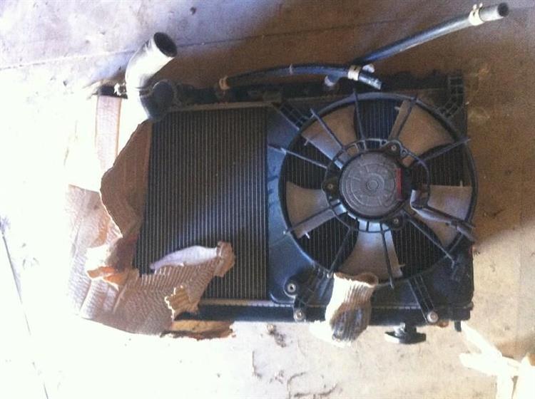 Радиатор основной Хонда Фит в Куйбышеве 1288