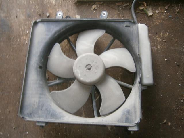 Диффузор радиатора Хонда Фит в Куйбышеве 24029